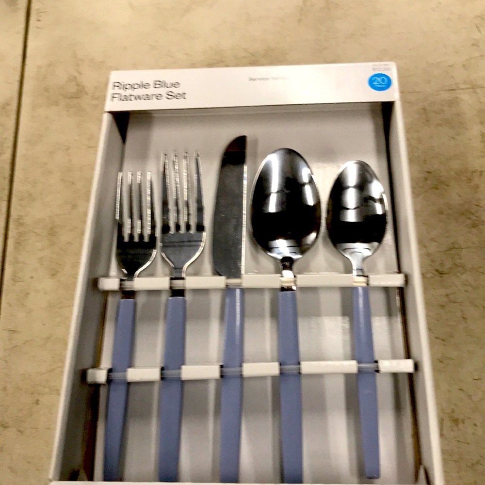 Knife’s spoons and forks
